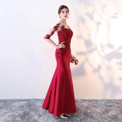 Beautiful Long royal blue Lace Evening Dresses