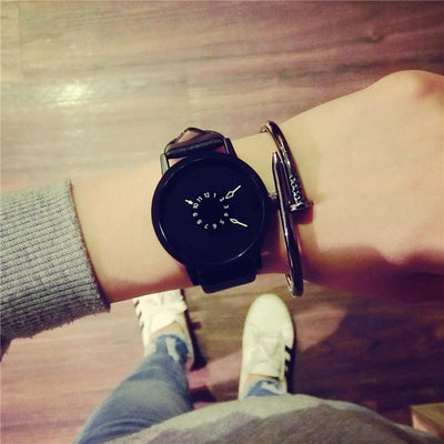 Hot fashion creative watches women men quartz-watch
