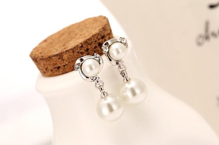 Wild Rhinestones Imitation Pearl Earrings